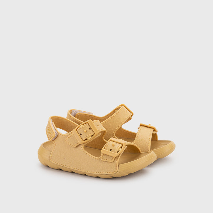 Lightweight and flexible sandals in soft rubber, Maui Yellow