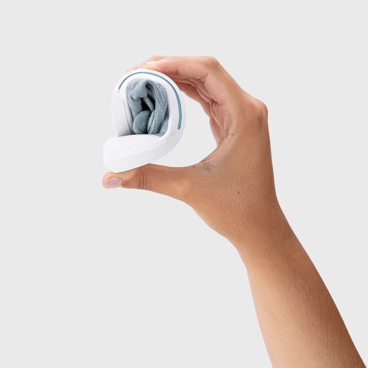 Scarpe in tela concetto barefoot, Oceano