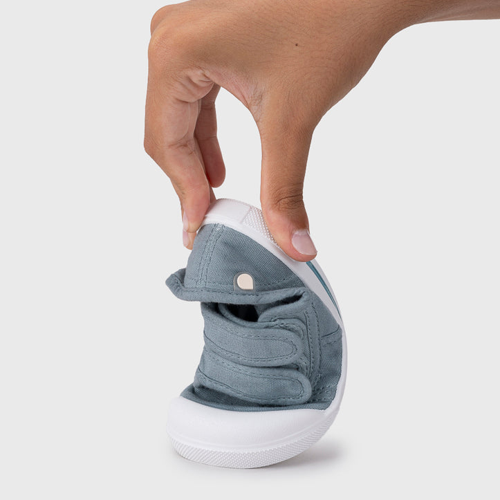 Barefoot concept canvas shoes, Ocean