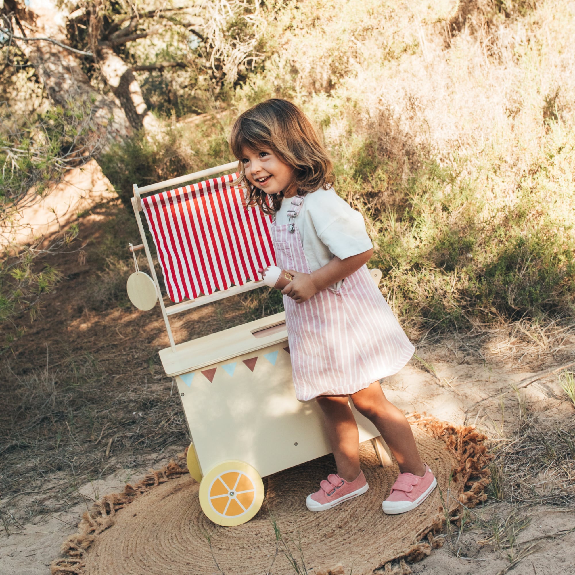 Barefoot Concept Canvas Shoes, Pink