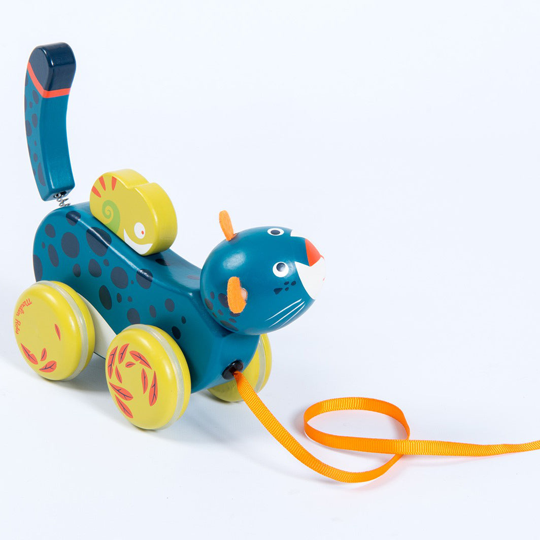Wooden pull panther