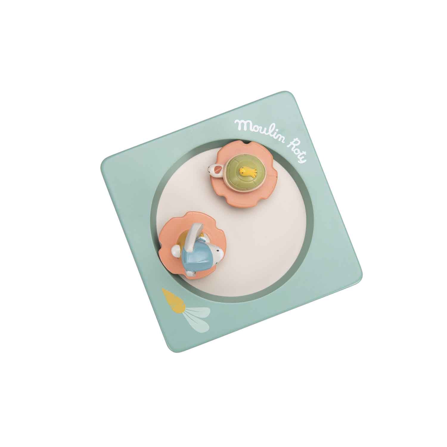 Moulin Roty | Carillon in legno Coniglietto e tartaruga Trois petits lapins