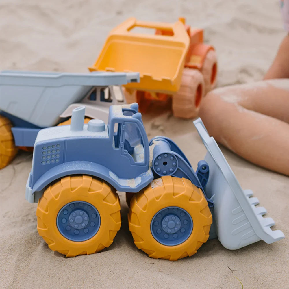 Giocattoli spiaggia e sabbia