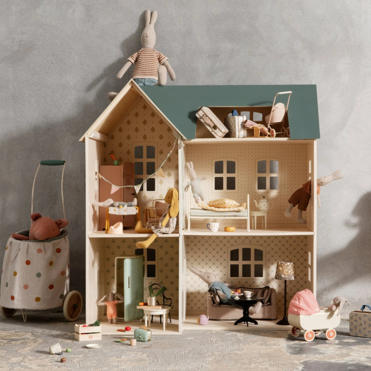 Casa Delle Bambole Lincoln Noce Armadio Miniatura 1:12 Mobili Camera Da - Foto 8