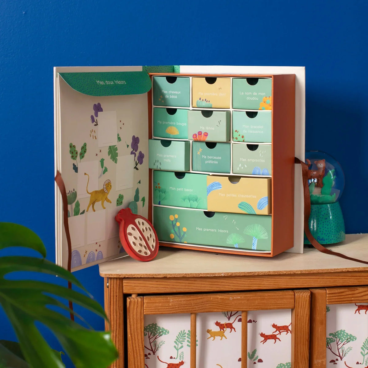 Birth keepsakes and baby gifts