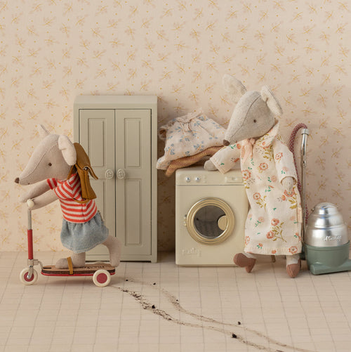 Wooden Wardrobe - Cream, Mouse