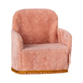 Pink armchair, Mouse