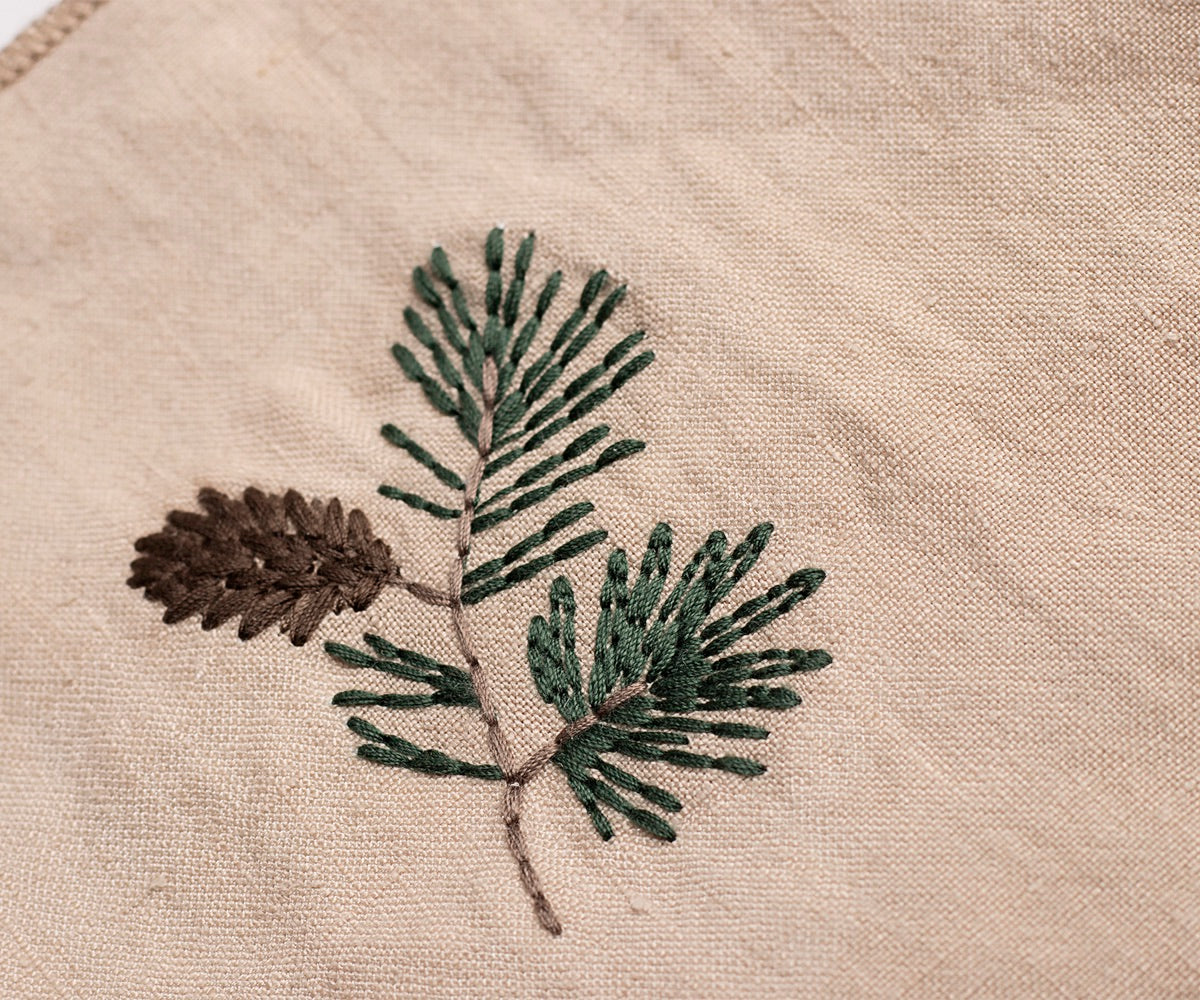 Embroidered Linen Napkin - Christmas, Pine Cone