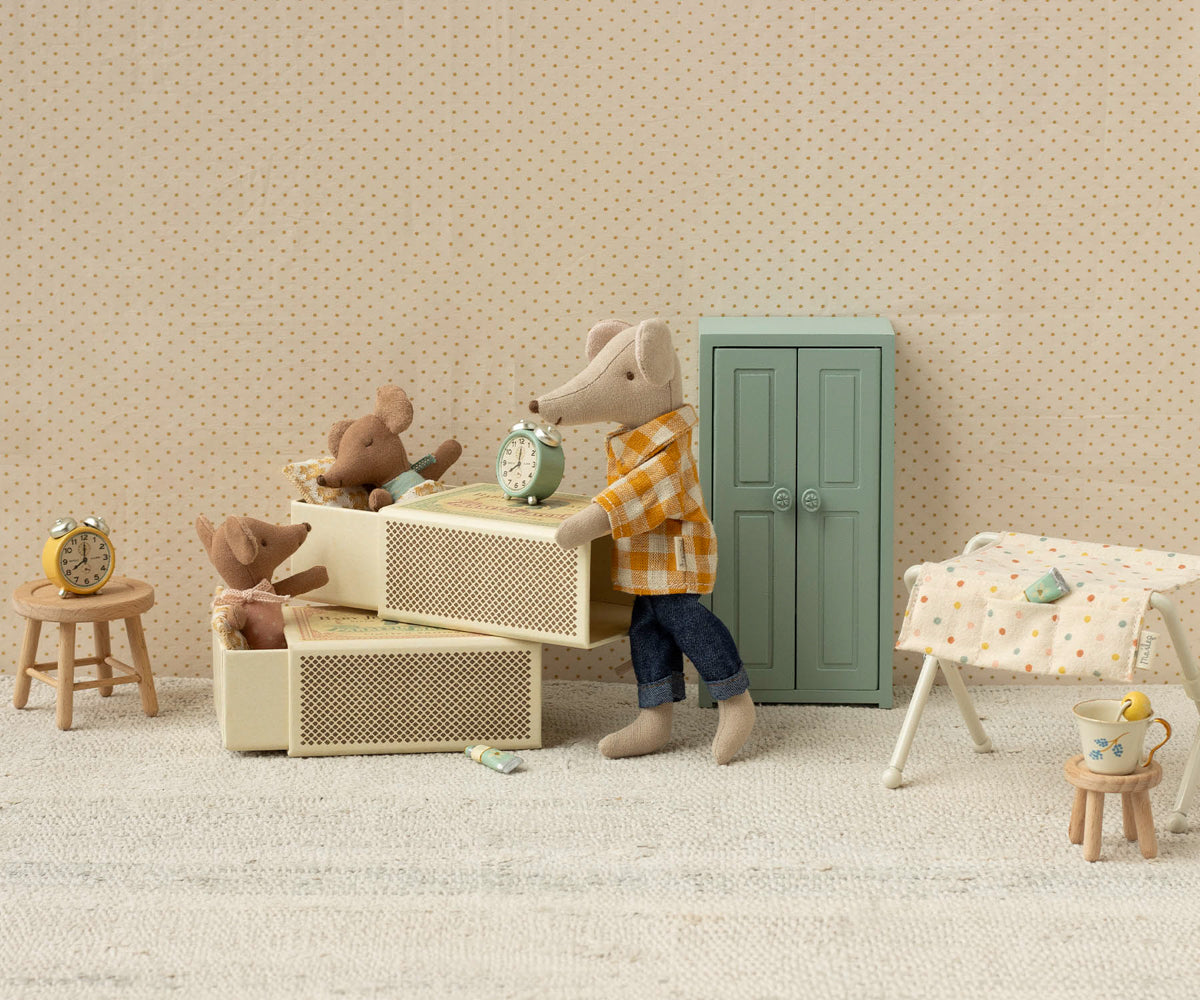 Sleepy wakey baby mouse in matchbox - Blu