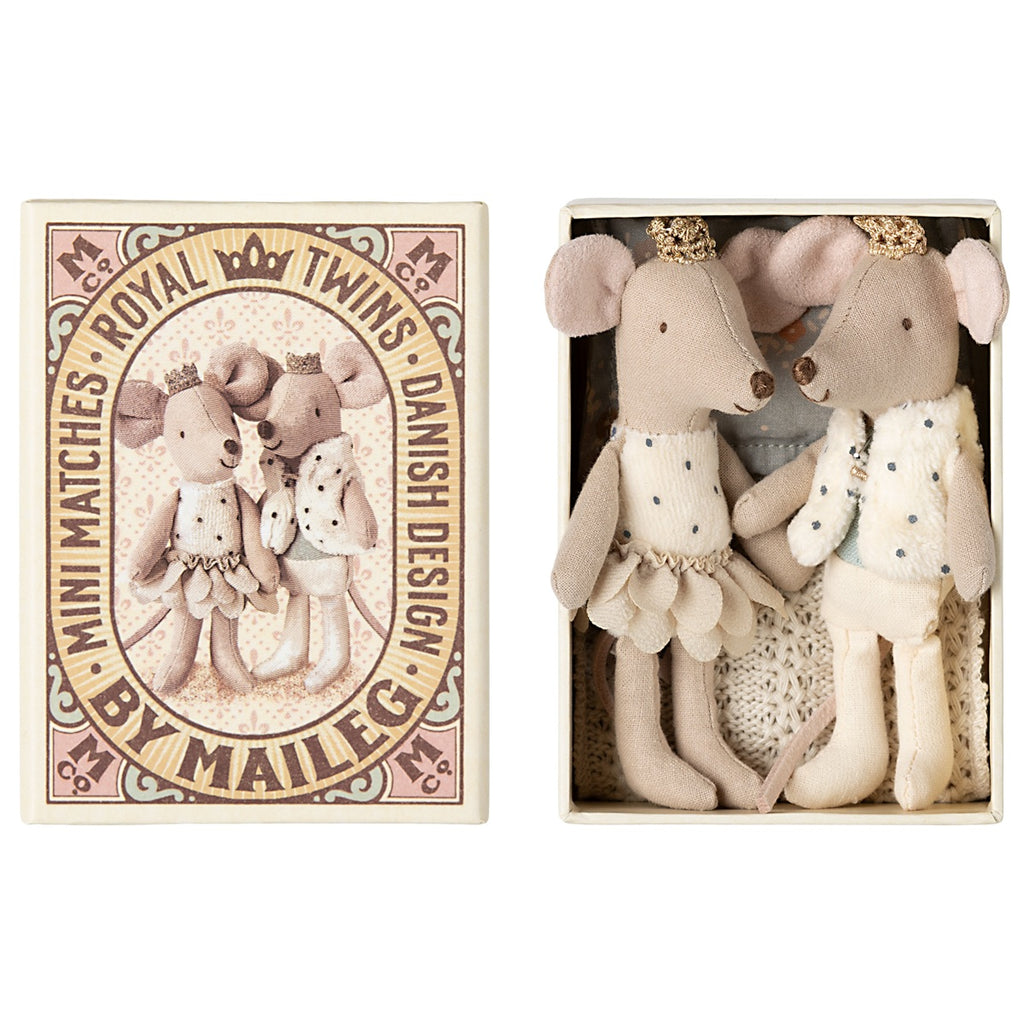 Real Twin Mice, Little Sister and Little Brother in a Matchbox