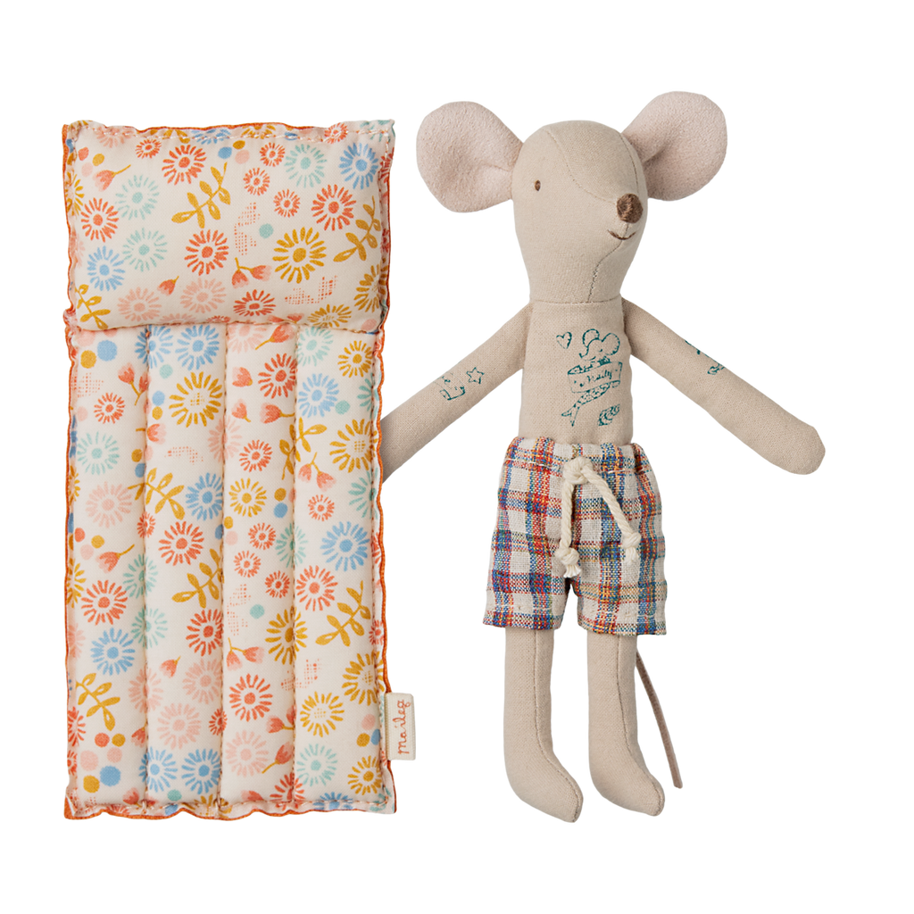 Beach Mouse with Mattress, Dad