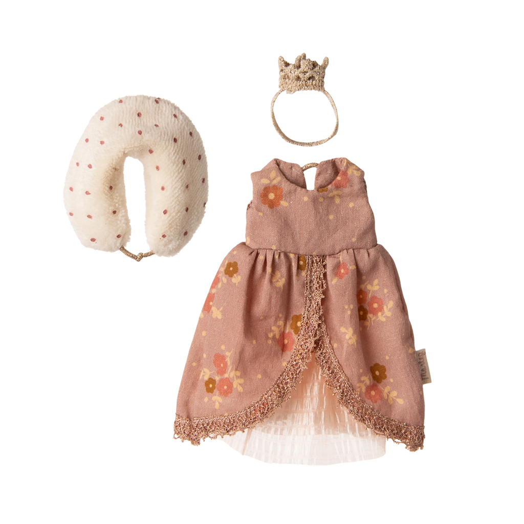 Queen dress, Mum mouse