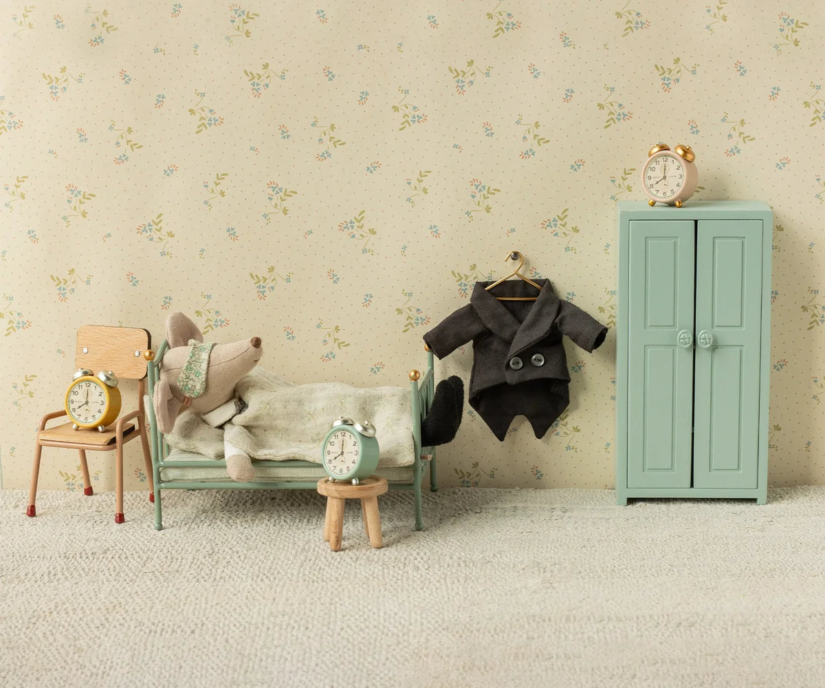   Wedding suit, Dad mouse