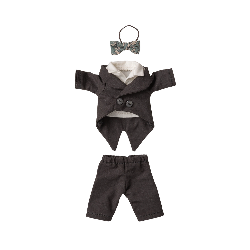 Vestiti per topo papà, Abito da sposo