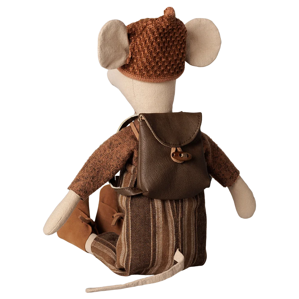 Backpack, Medium mouse