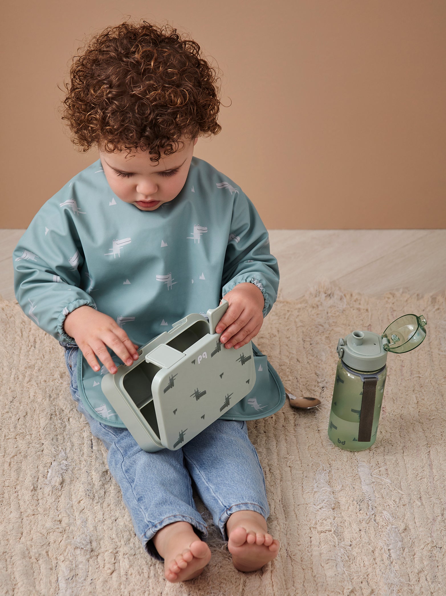 Bib with sleeves, Trex