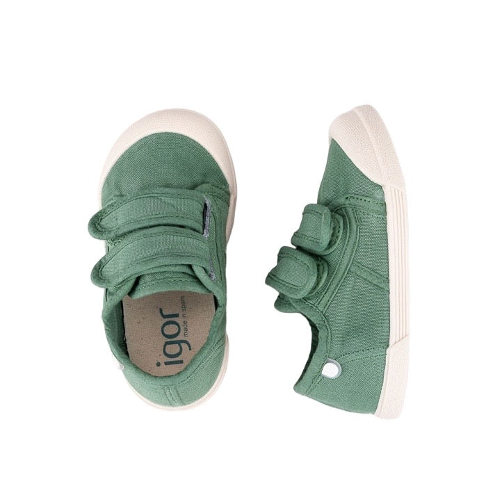 Scarpe in tela, Pino