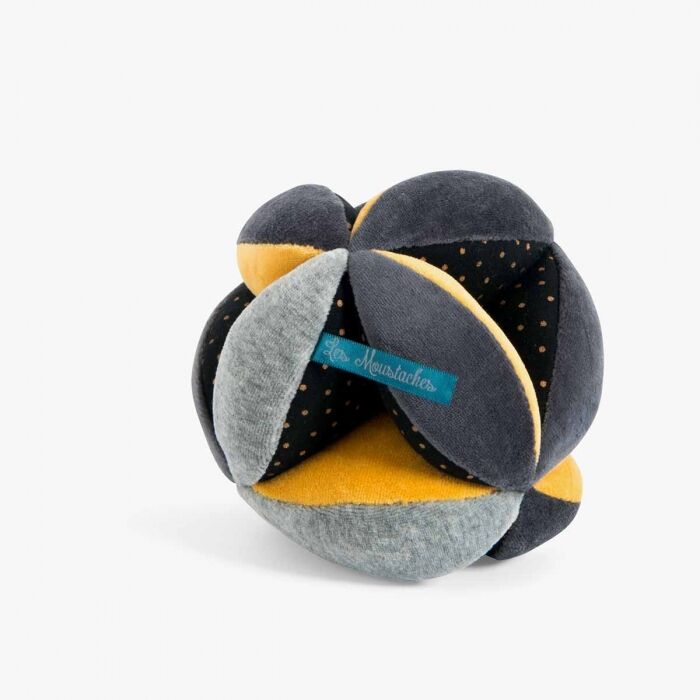 Sensory fabric ball, Les moustaches