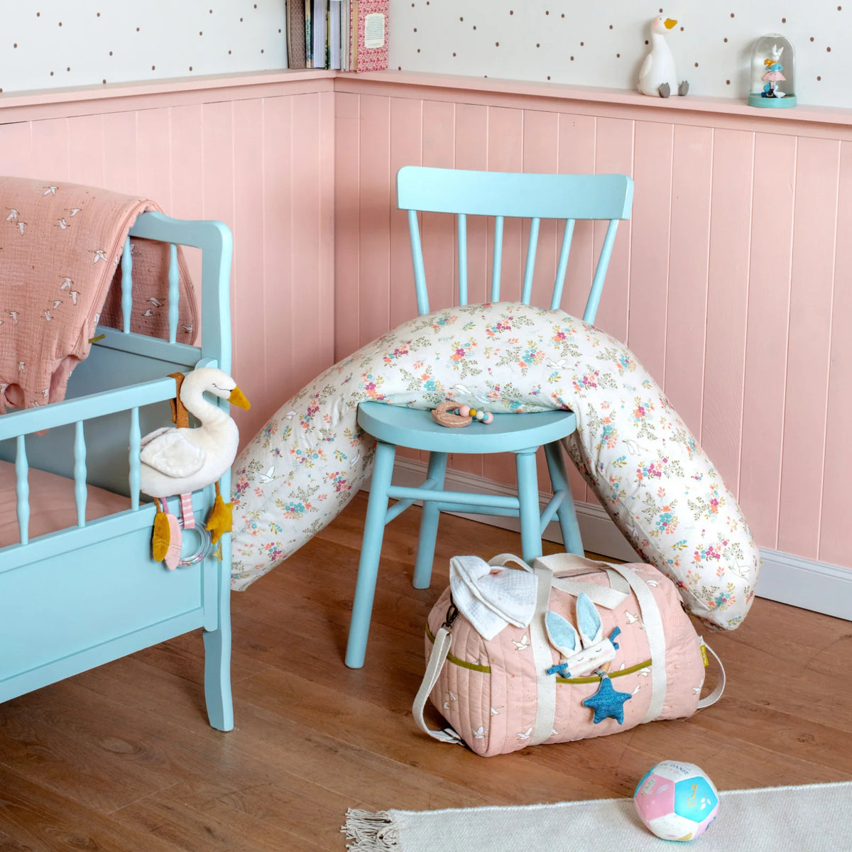 Coussin de maternité et d'allaitement, La petite école de danse