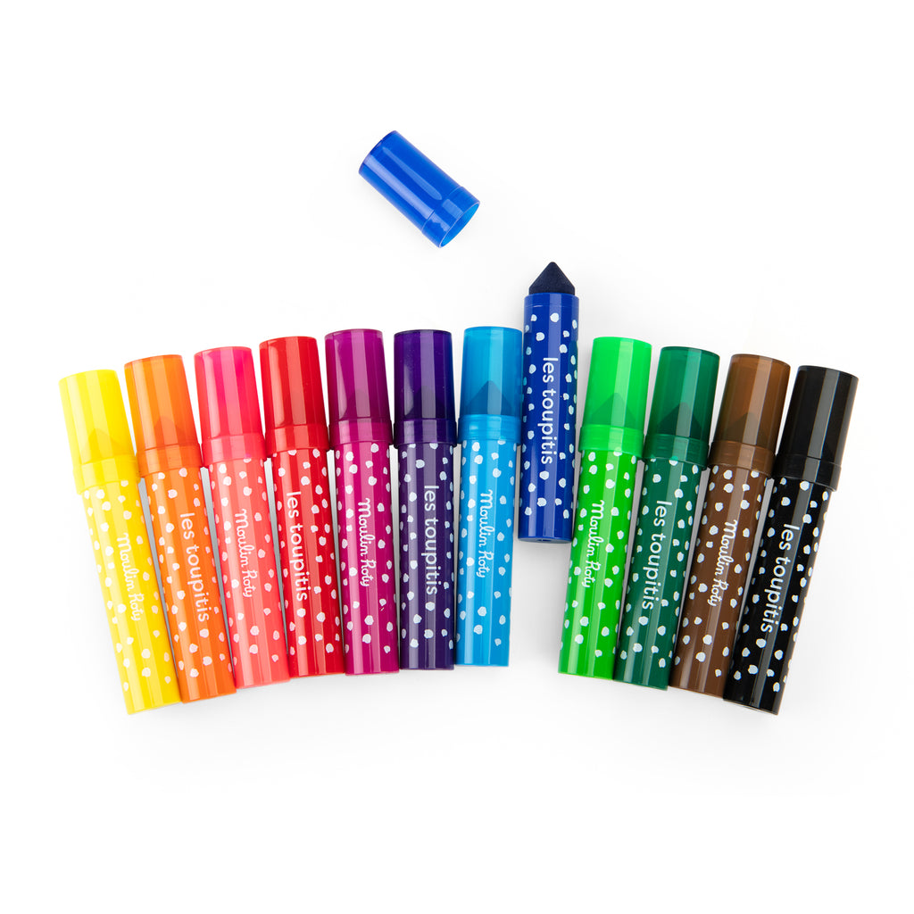 12 Large felt-tip markers with conical tips