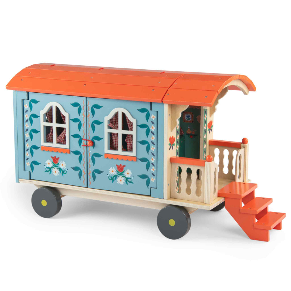 The big wooden caravan, Minouchkas