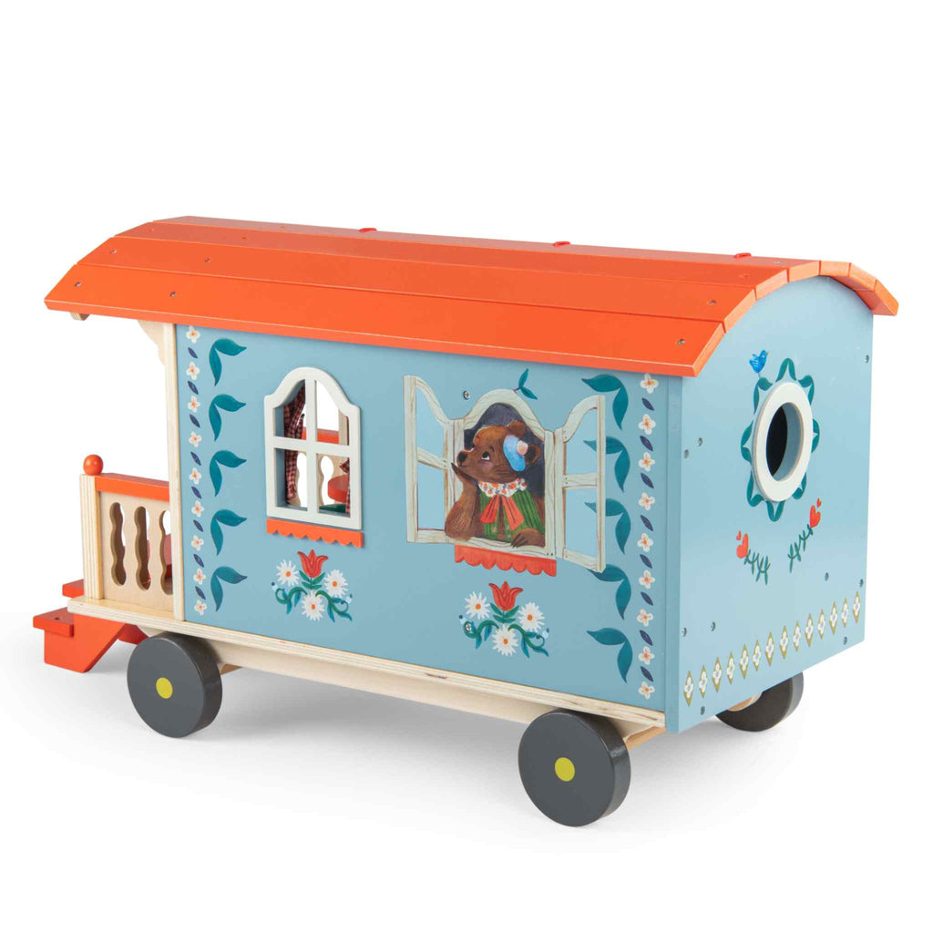 The big wooden caravan, Minouchkas