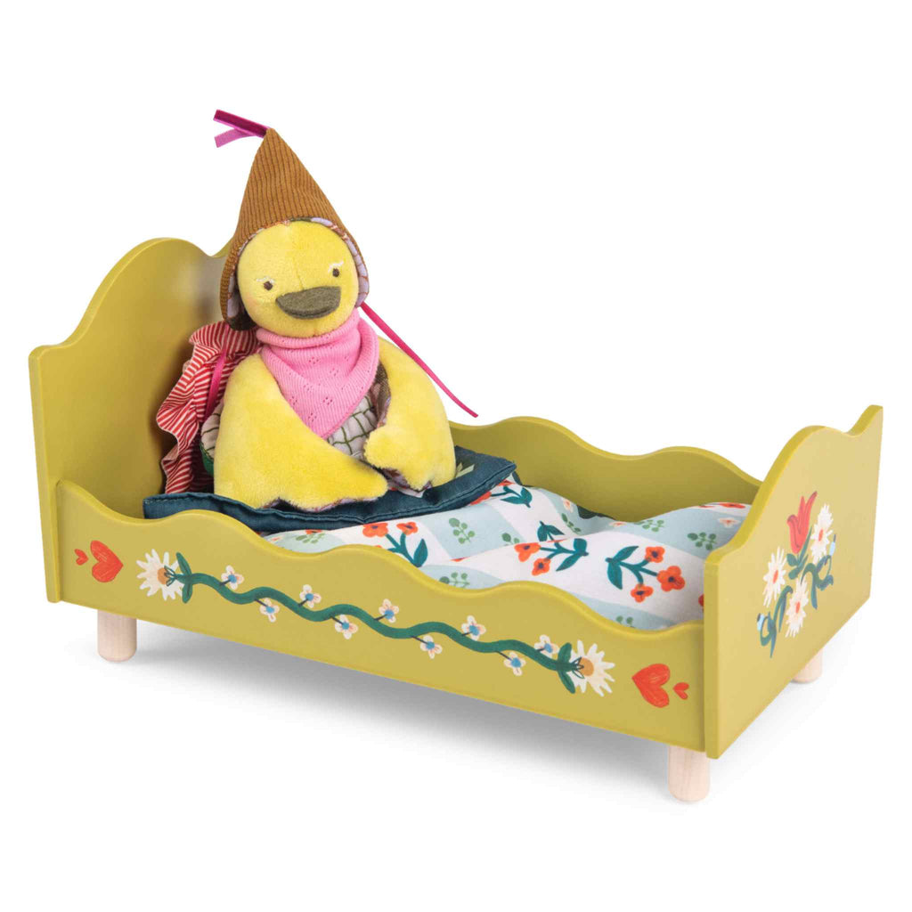 Wooden bed, Minouchkas