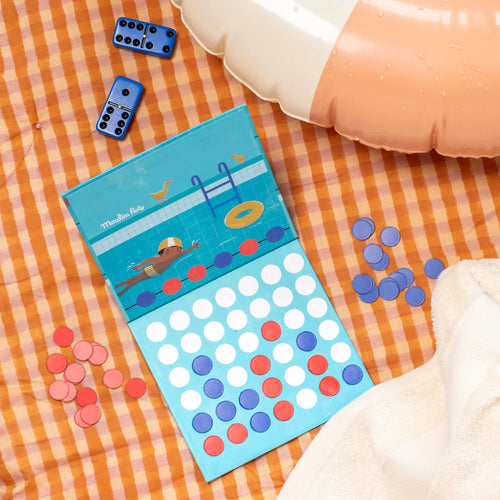 4 in a Row – Magnetic Travel Game