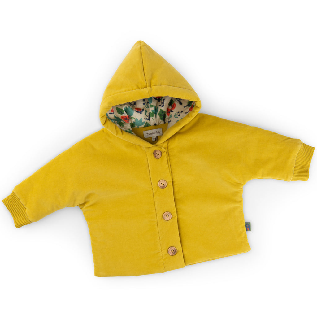 Manteau à capuche en velours jaune, Ondine