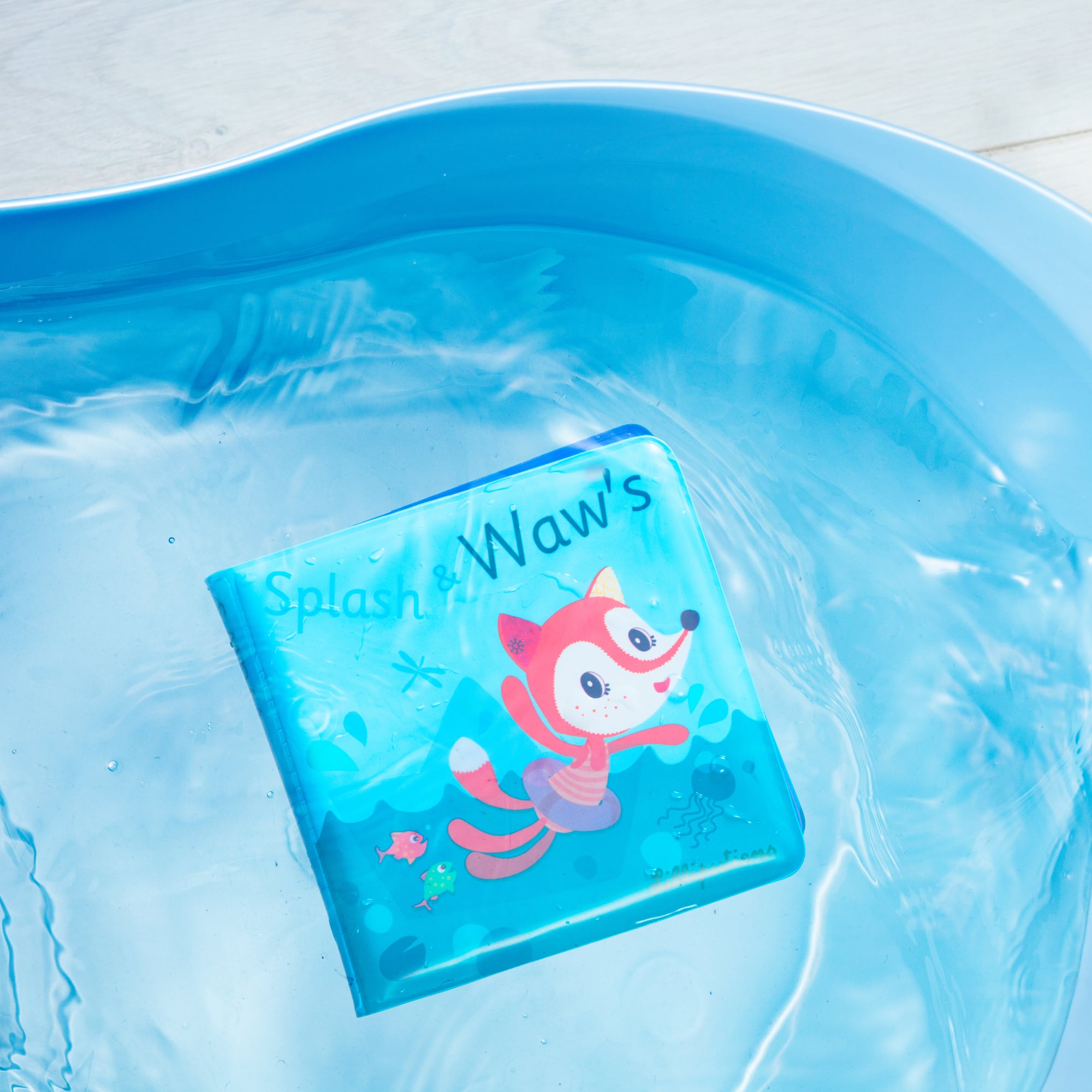 Libro magico per il bagnetto, Alice splash