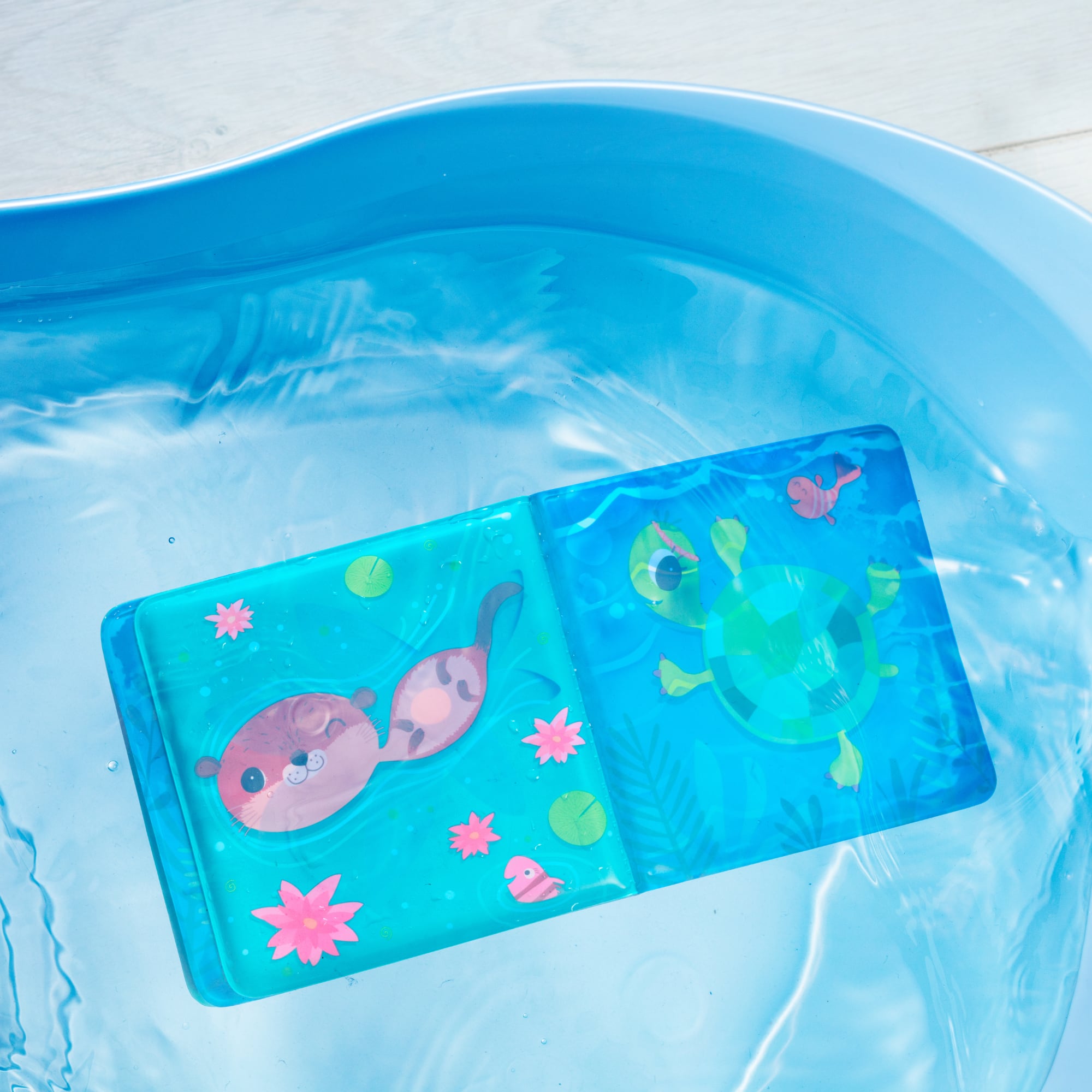 Libro magico per il bagnetto, Alice splash