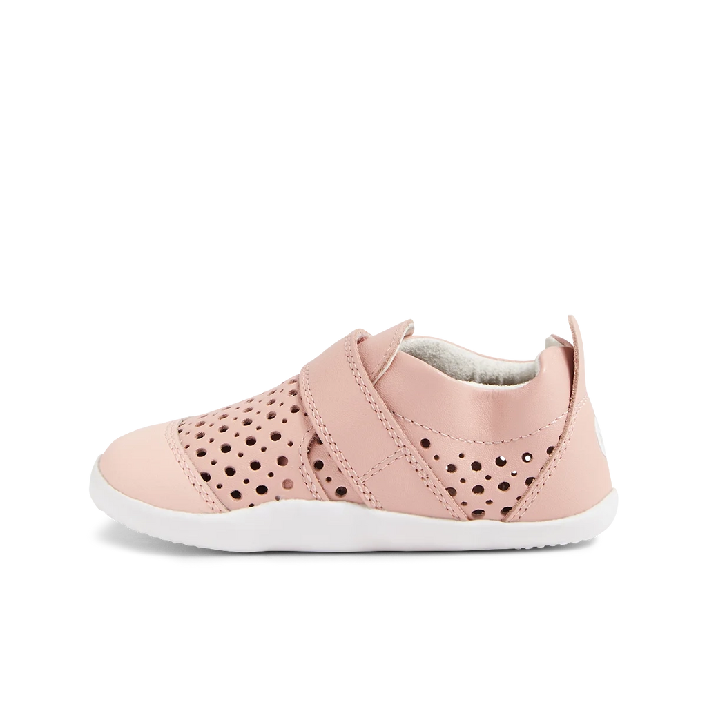 Xplorer Go punch leather shoe, Seashell 