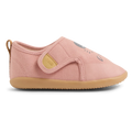 I Walk Nook Zeb Rose Clay