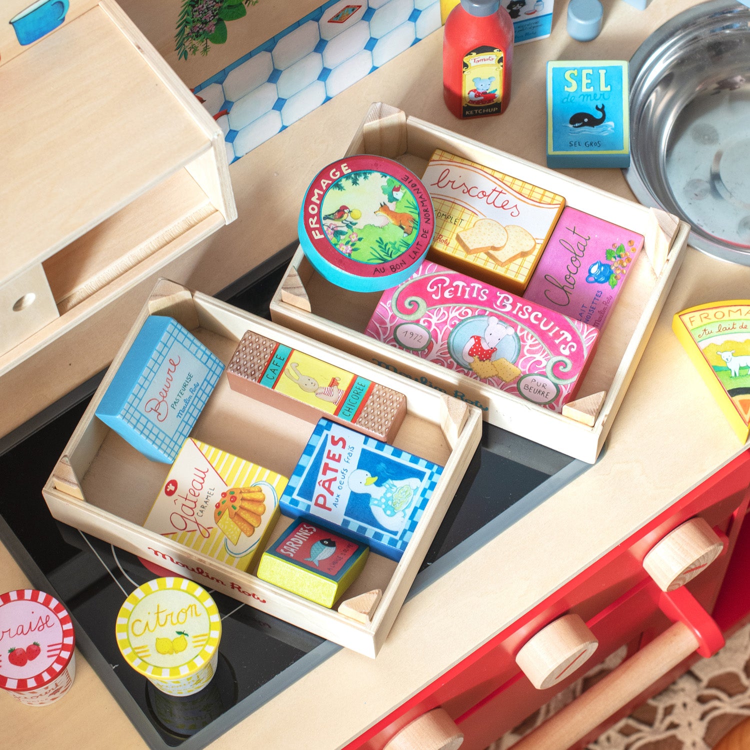 Wooden food box