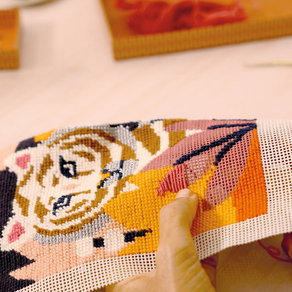 Atelier 64, Needlepoint