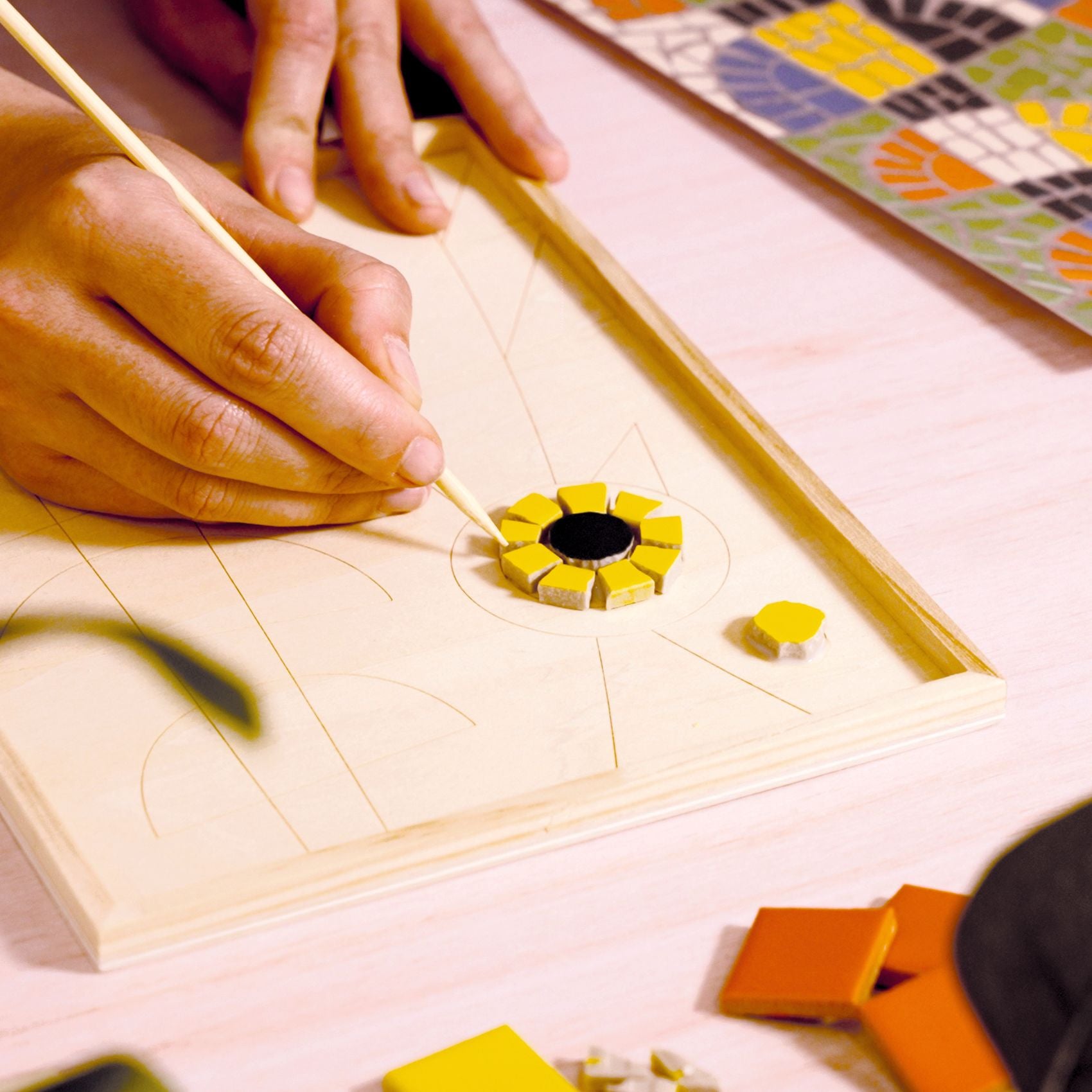 Atelier 73, Mosaic