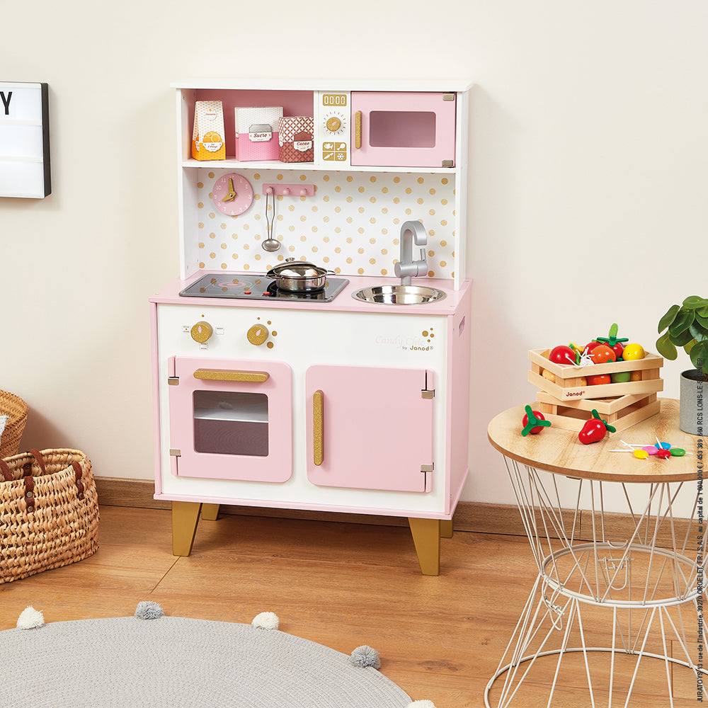 Cucina in legno, sonora e luminosa con accessori Candy chic
