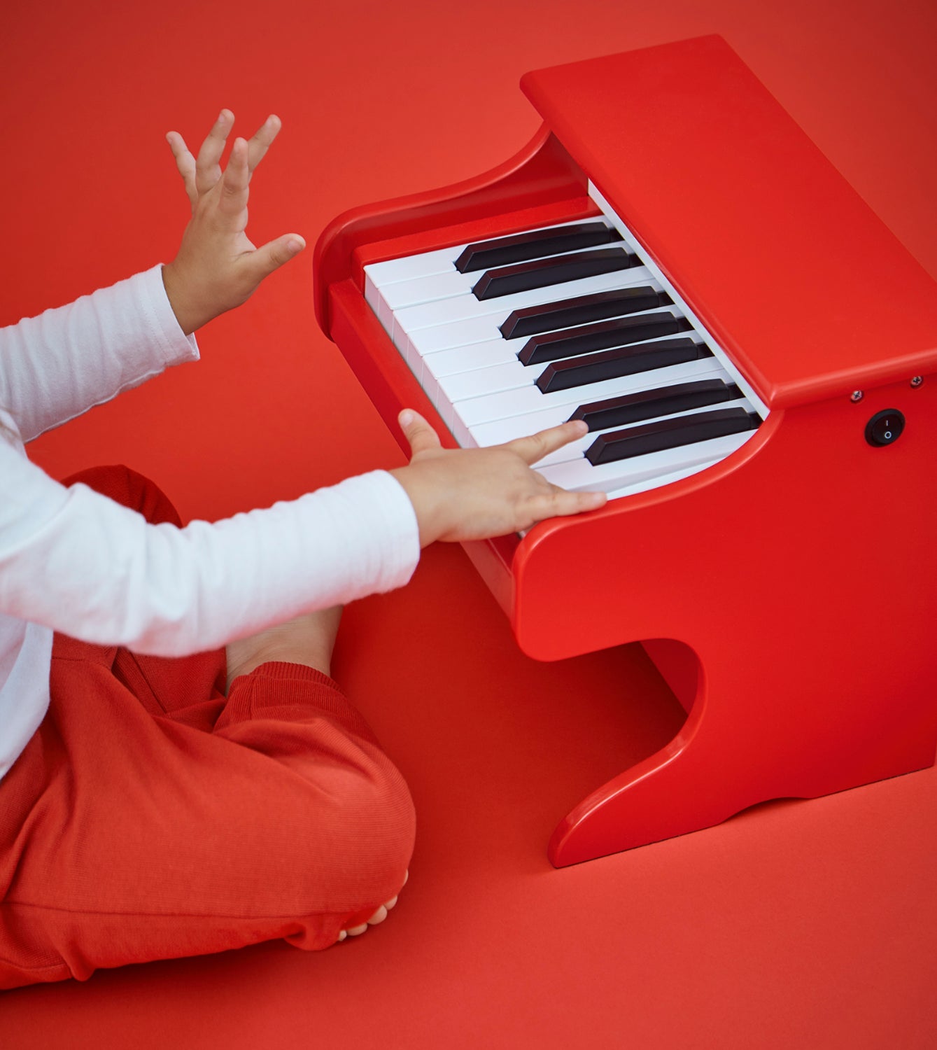 Il mio primo pianoforte elettronico in legno, Rosso