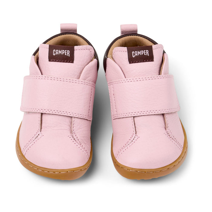 Stivaletti in pelle rosa con strappo