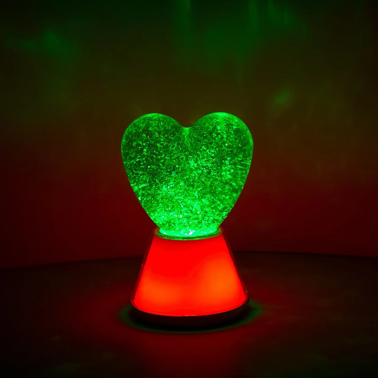 Magic lamp with glitter, Heart