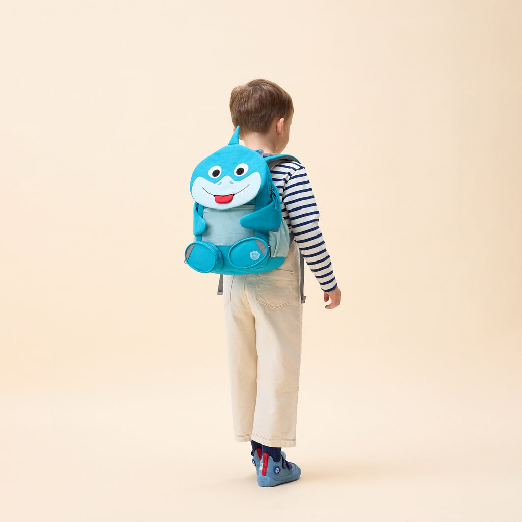 Large Shark backpack, 3-5 years