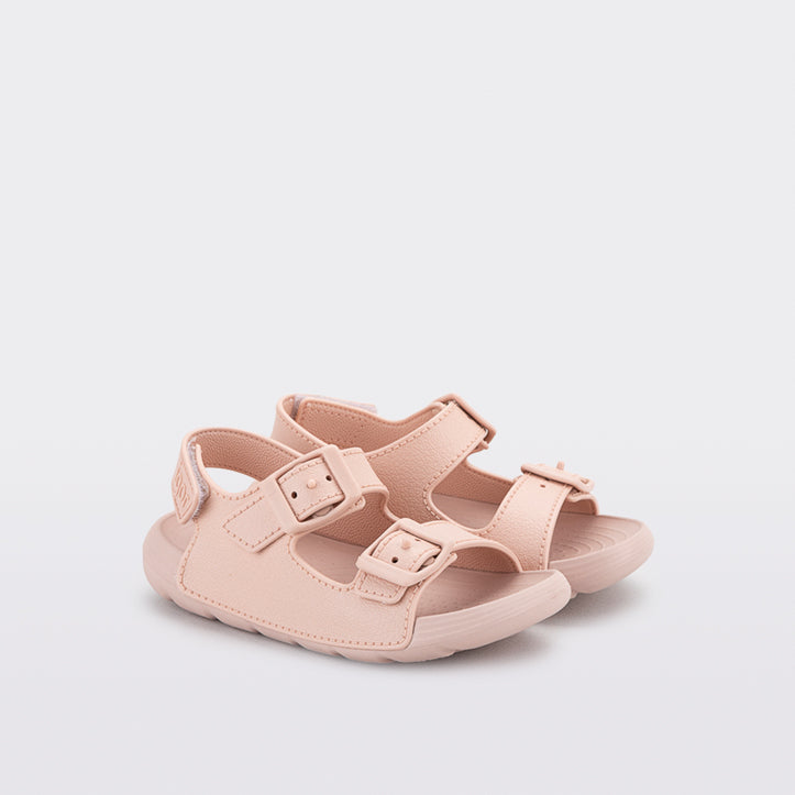 Lightweight and flexible sandals in soft rubber, Maui Pink