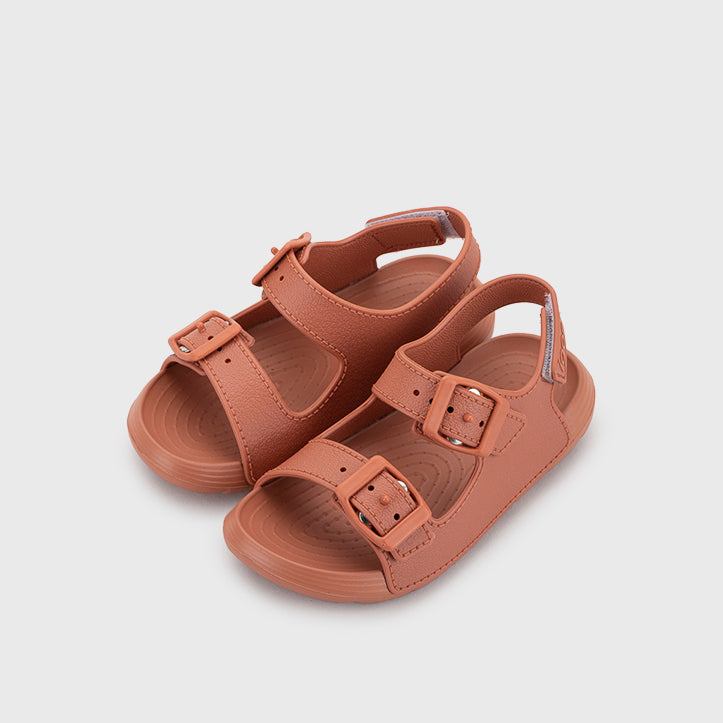 Lightweight and flexible sandals in soft rubber, Maui Terracotta
