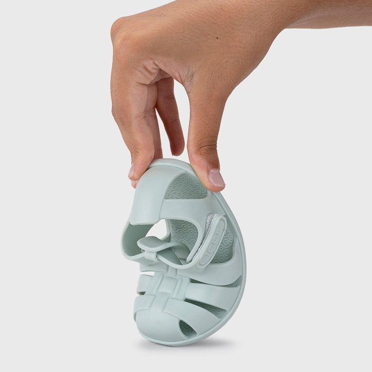 Barefoot Concept Beach Sandals, Mint