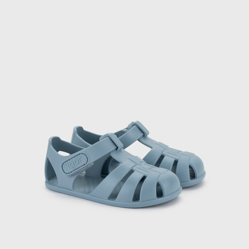 Beach sandals barefoot concept, ocean