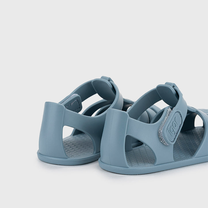 Beach sandals barefoot concept, ocean