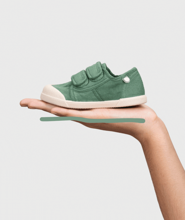 Scarpe in tela, Pino