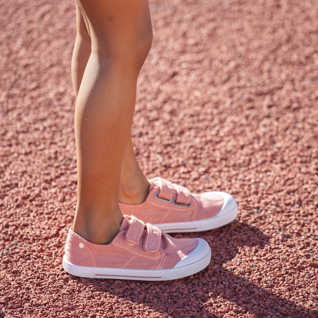 Scarpe in tela (pianta larga), Rosa