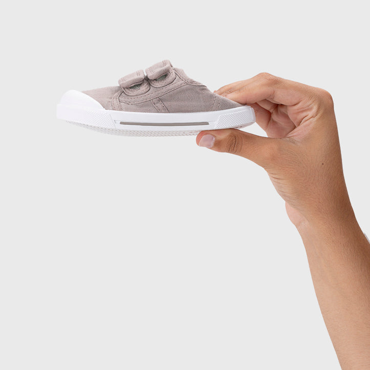 Barefoot concept canvas shoes, Topo