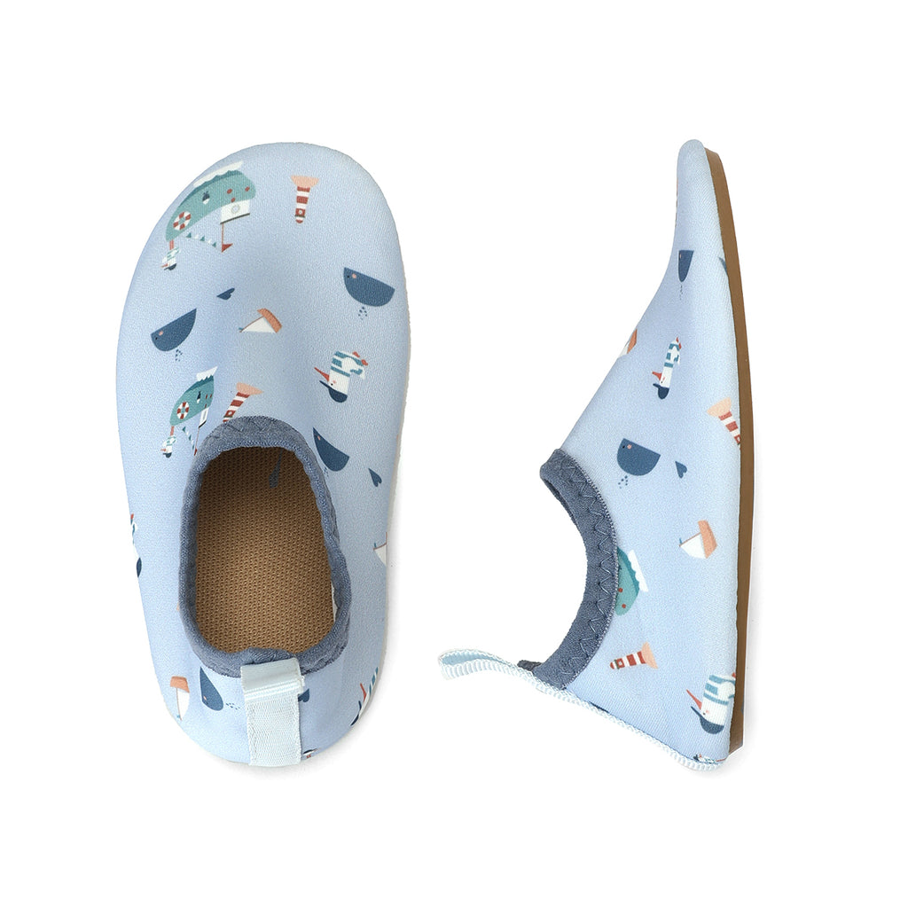 Non-slip beach shoes, Fishing boat